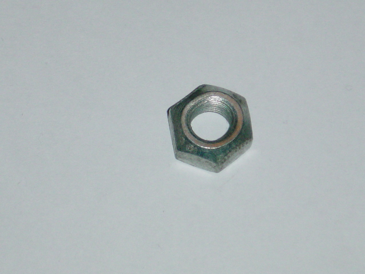 Safety nut M 10x1